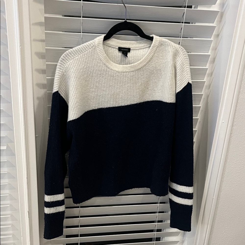 Halogen Navy and White Crew Neck Sweater